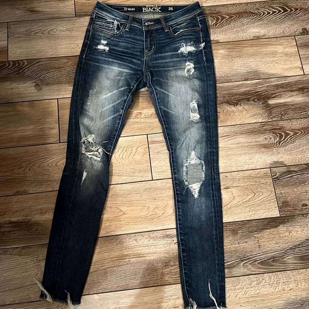 NWOT - Buckle Black Skinny Jeans 26R